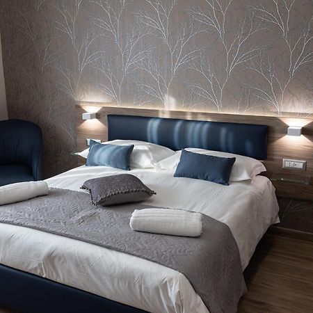 Famalu Apartments Napoli Dış mekan fotoğraf