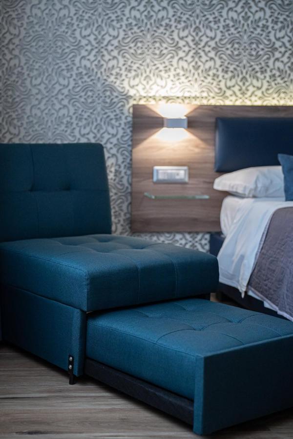 Famalu Apartments Napoli Dış mekan fotoğraf