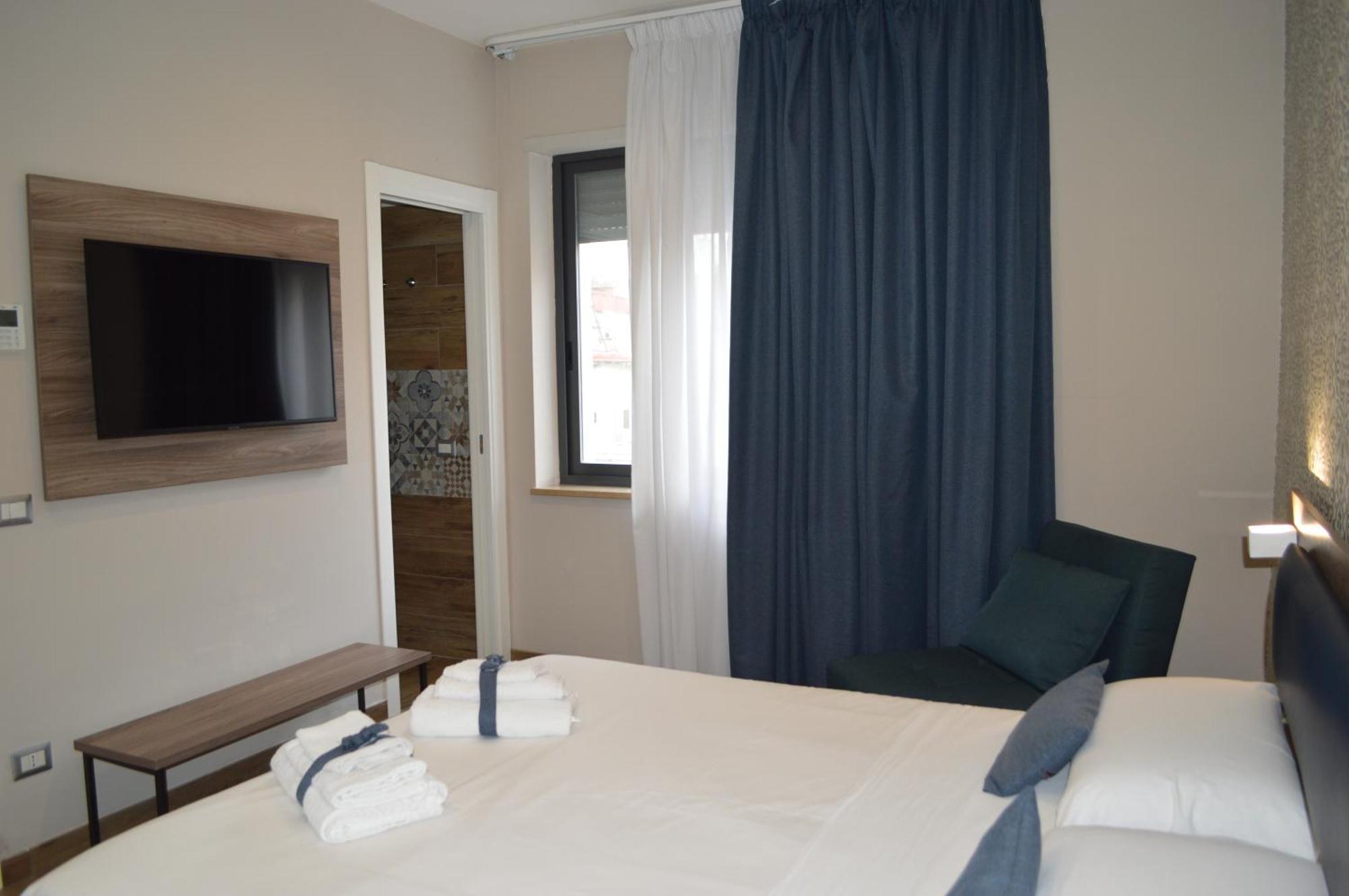 Famalu Apartments Napoli Dış mekan fotoğraf