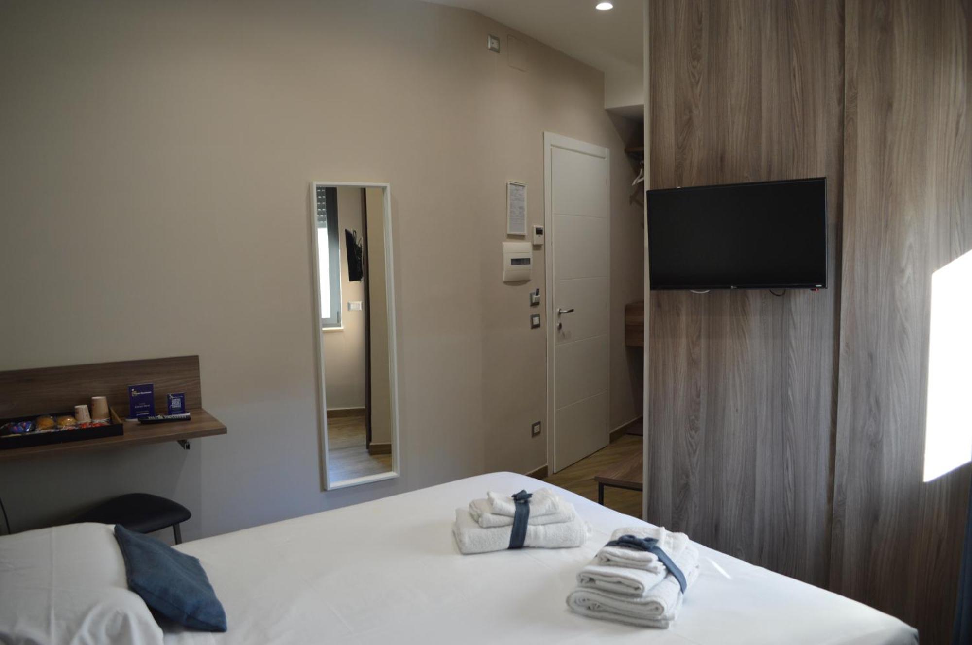 Famalu Apartments Napoli Dış mekan fotoğraf